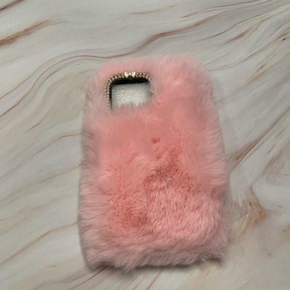 iPhone 14 Pro Max Faux Fur Case - Picture 2 of 4